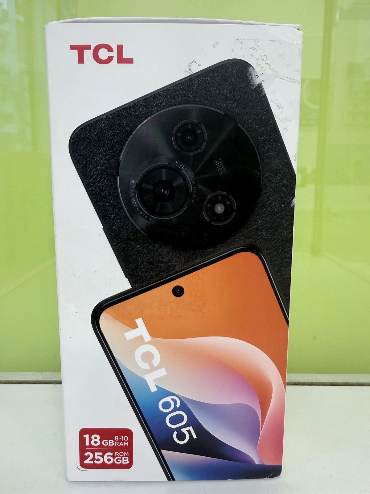 TCL 605